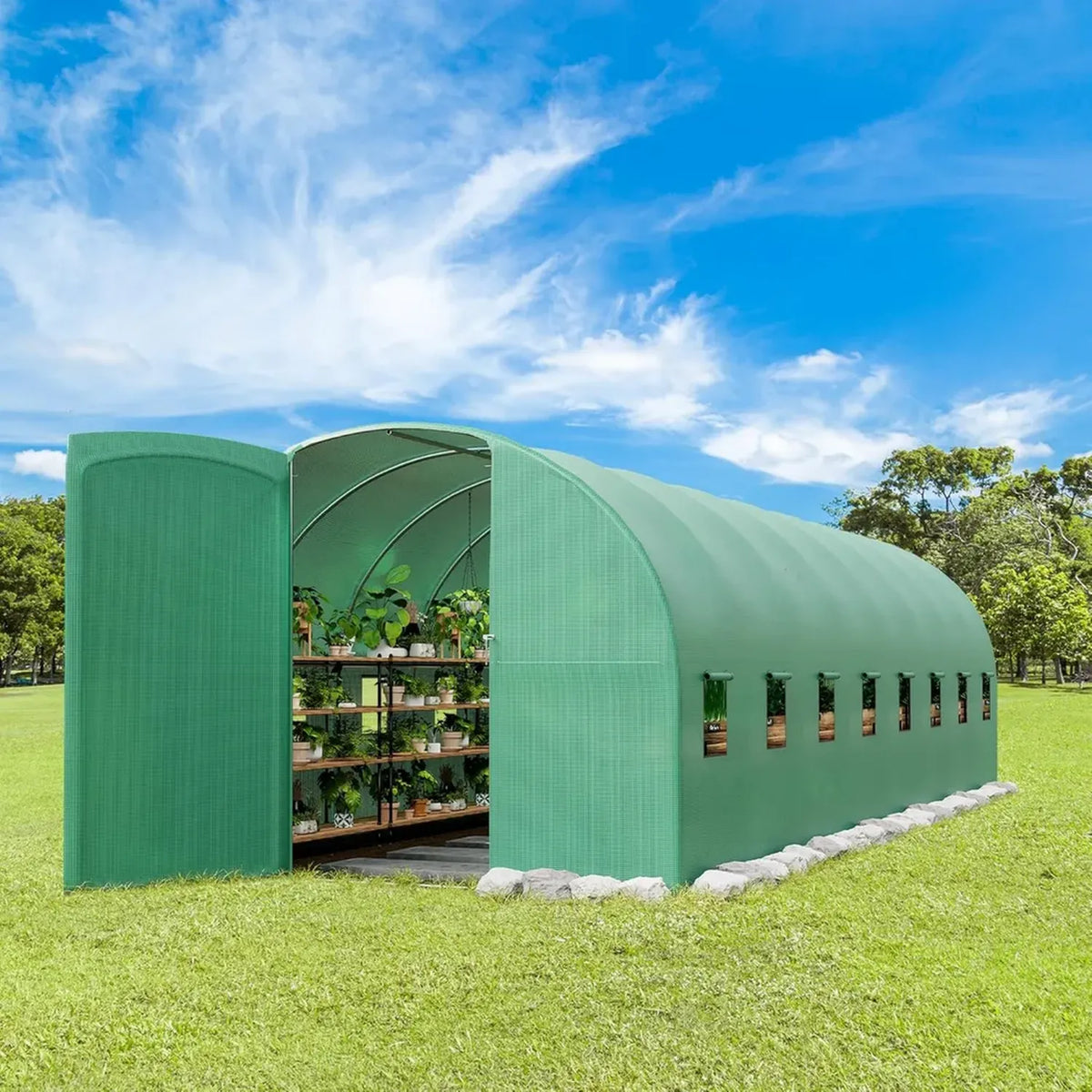 Serra da giardino in polietilene 4,5x2m, struttura in acciaio zincato, copertura impermeabile, finestre arrotolabili, porta a battente